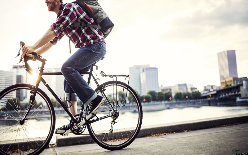 How to equip yourself to go to work by bike?